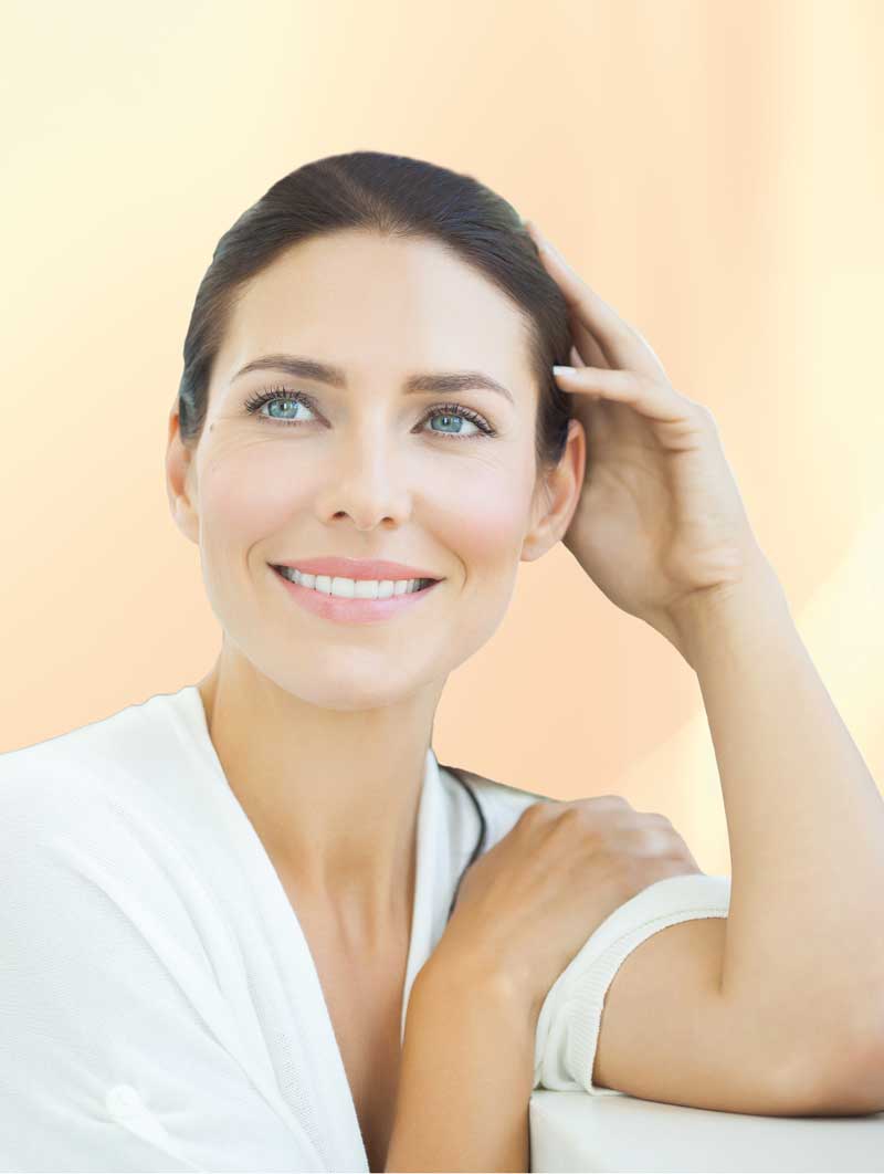 lydia-dainow-kosmetik-hyaluron-model lydia-dainow-kosmetik-hyaluron-model