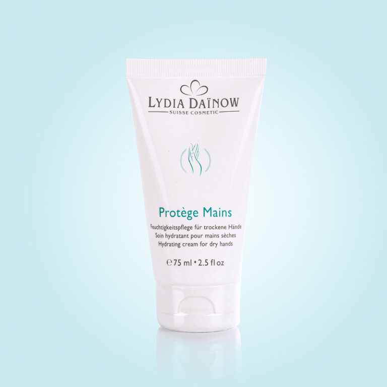 lydia-dainow-suisse-cosmetic-protege-mains